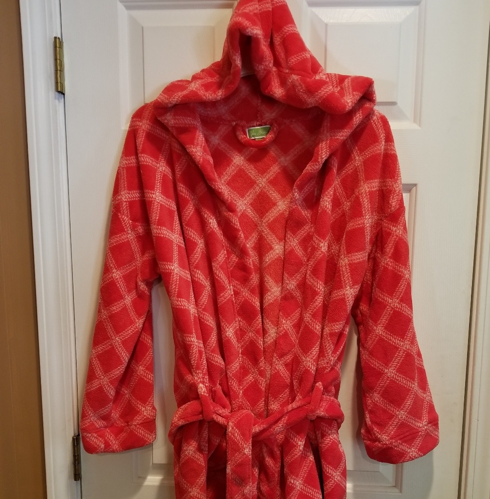 Vera Bradley hooded bathrobe S/M raspberry